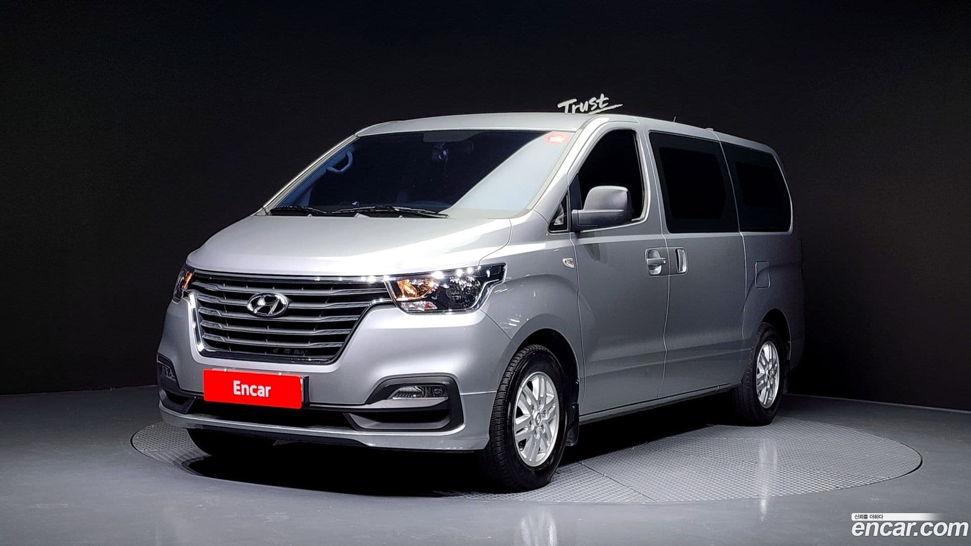 Main__Slider__Photo:Starex Hyundai 2019.5-0