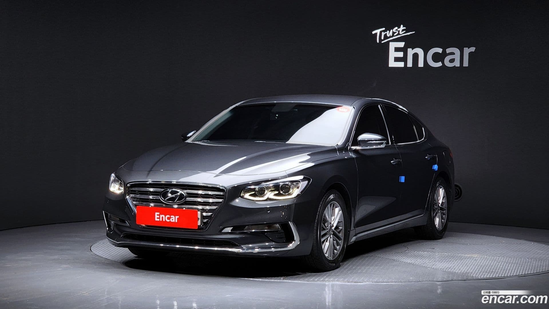 Main__Slider__Photo:Grandeur Hyundai 2017.9-0