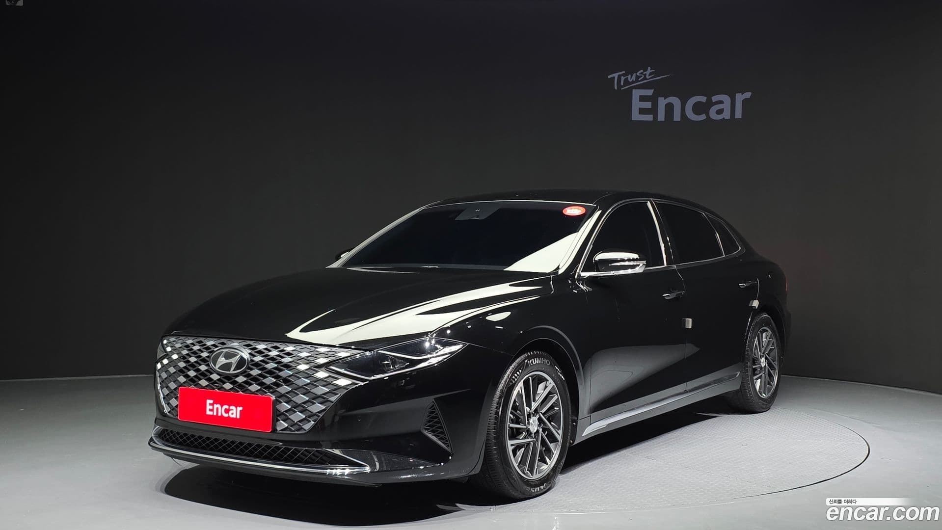 Main__Slider__Photo:Grandeur Hyundai 2020.8-0