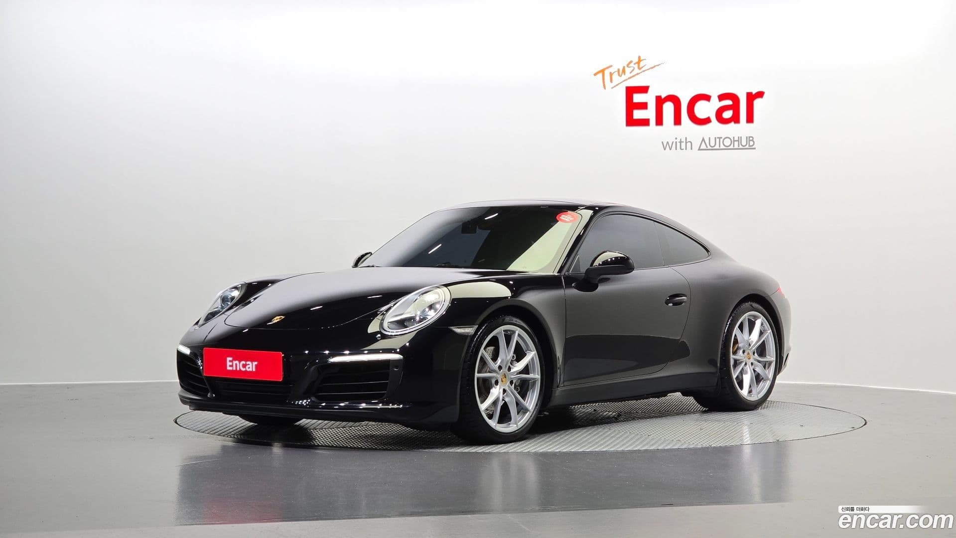 Main__Slider__Photo:911 Porsche 2018.1-0