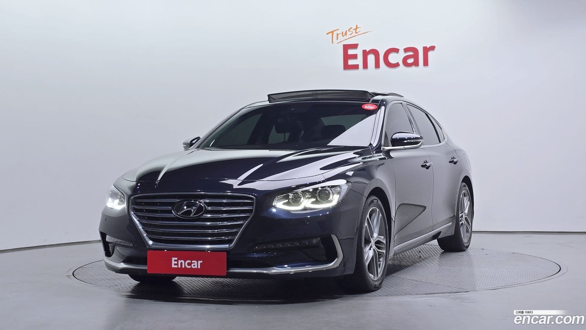 Main__Slider__Photo:Grandeur Hyundai 2017.5-0
