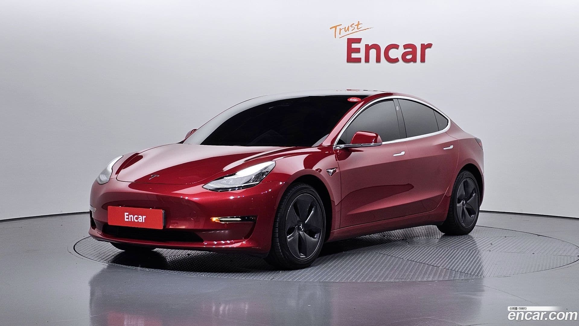 Main__Slider__Photo:Model 3 Tesla 2020.10-0