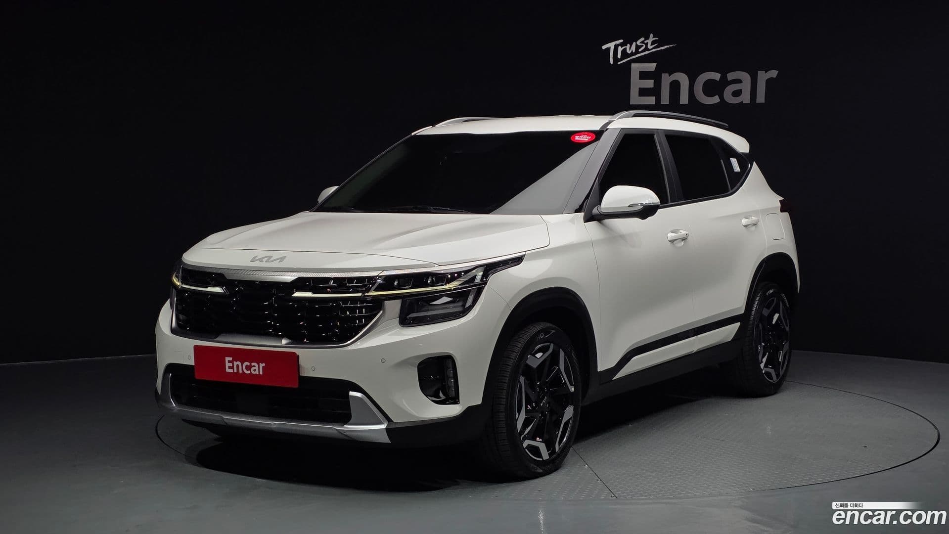 Main__Slider__Photo:Seltos Kia 2023.8-0