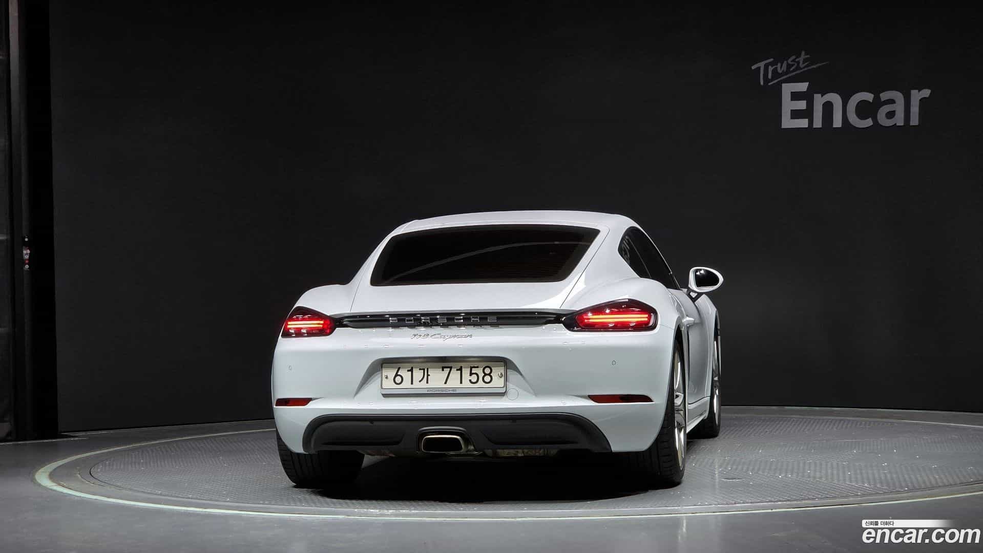 718 Porsche 2017.9-OUTER-004