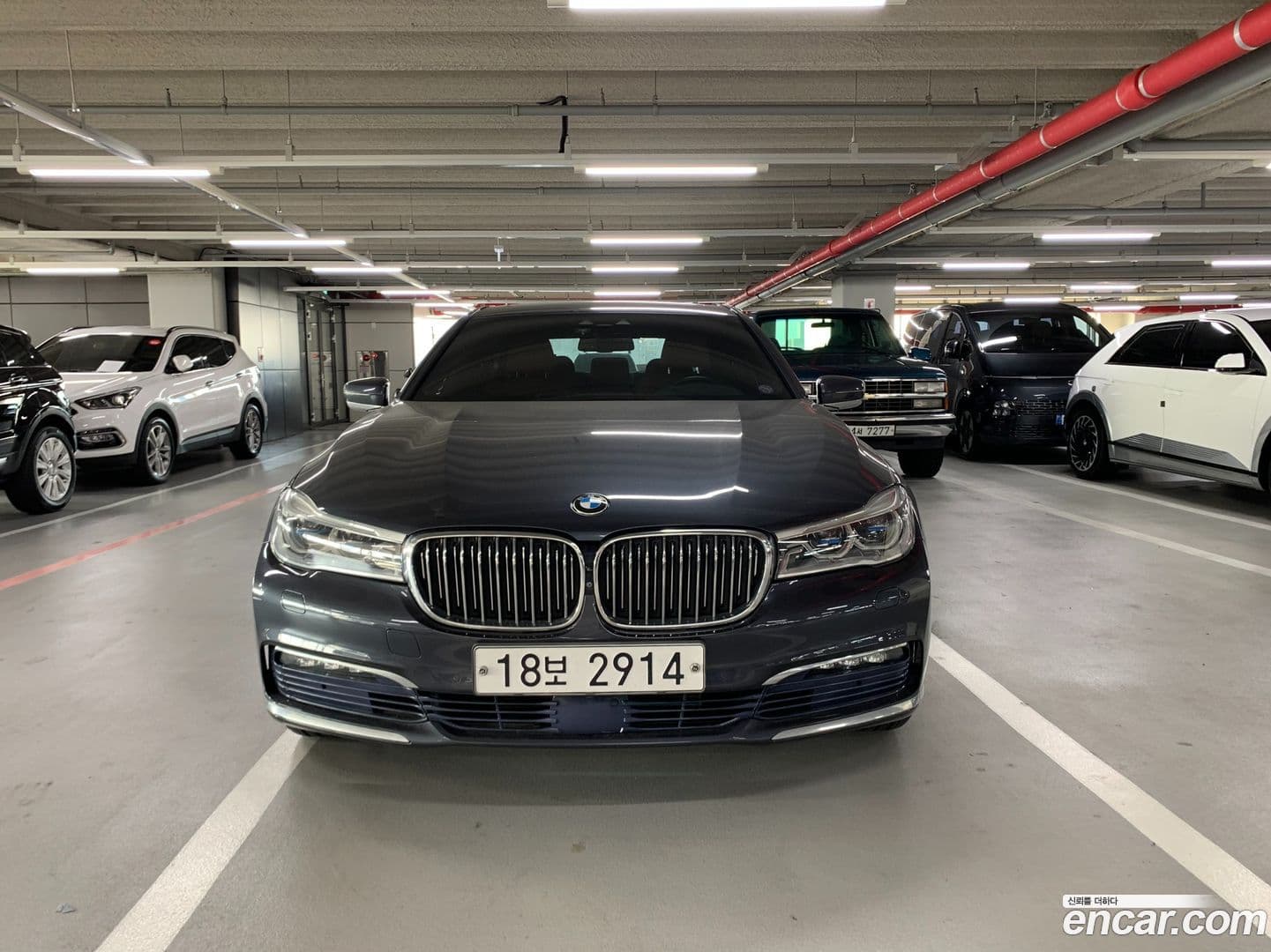 Main__Slider__Photo:7-Series BMW 2016.11-0