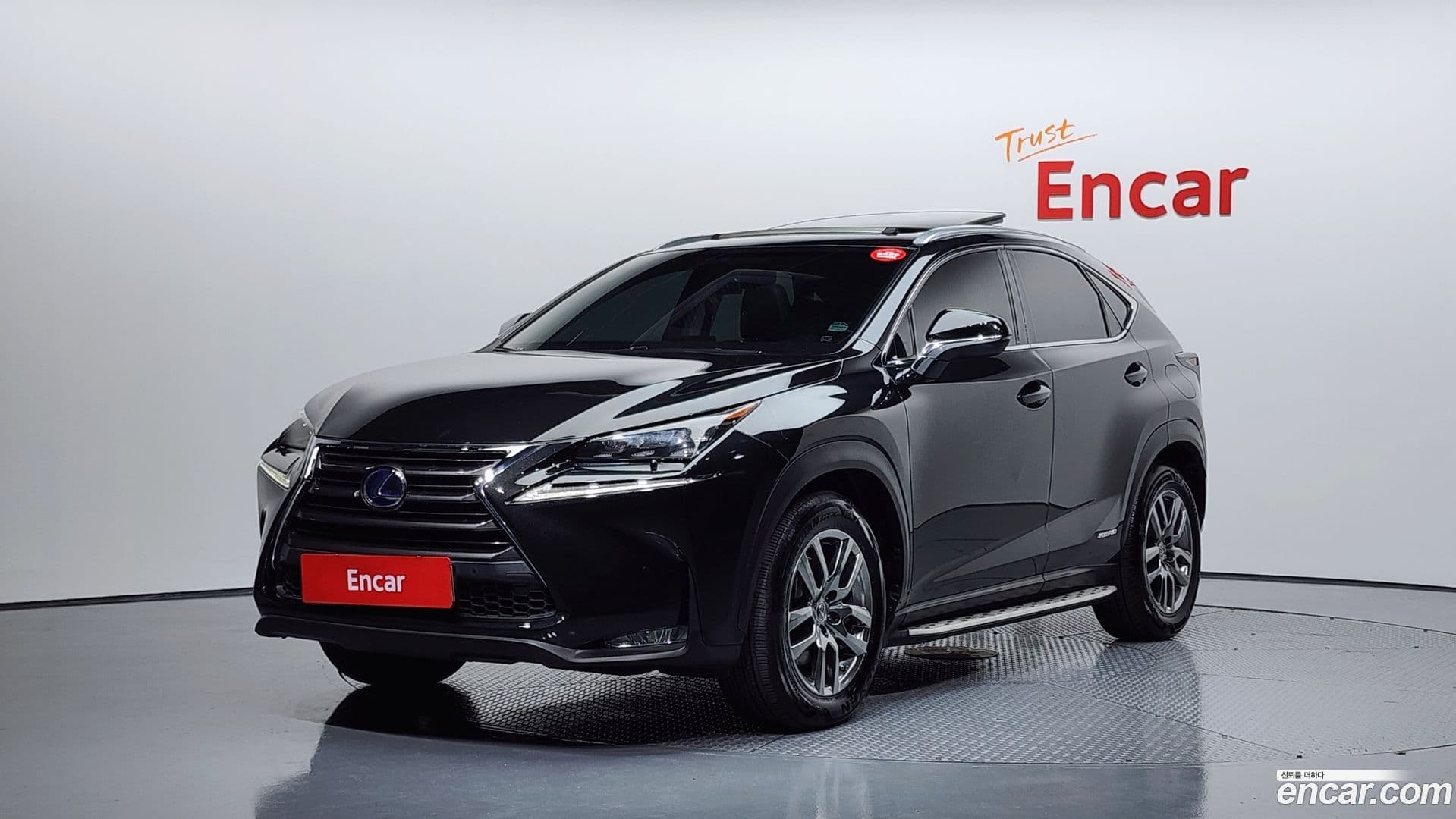 Main__Slider__Photo:NX Lexus 2016.11-0