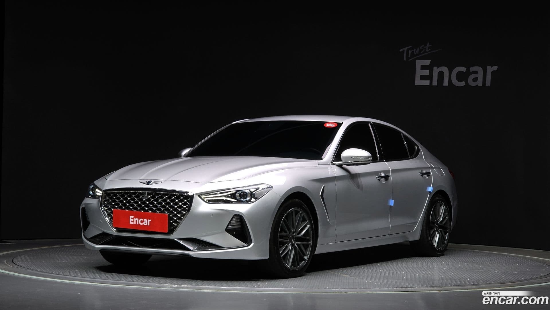 Main__Slider__Photo:G70 Genesis 2018.1-0