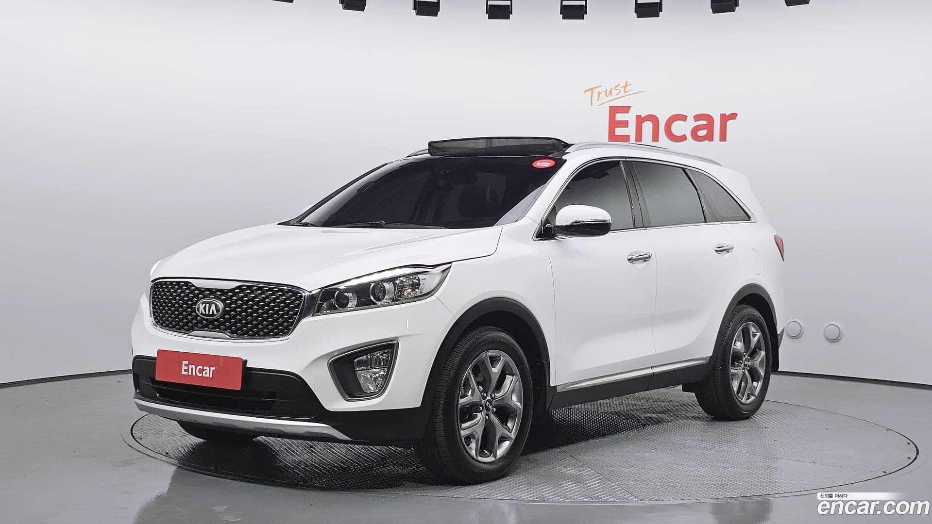 Main__Slider__Photo:Sorento Kia 2014.8-0