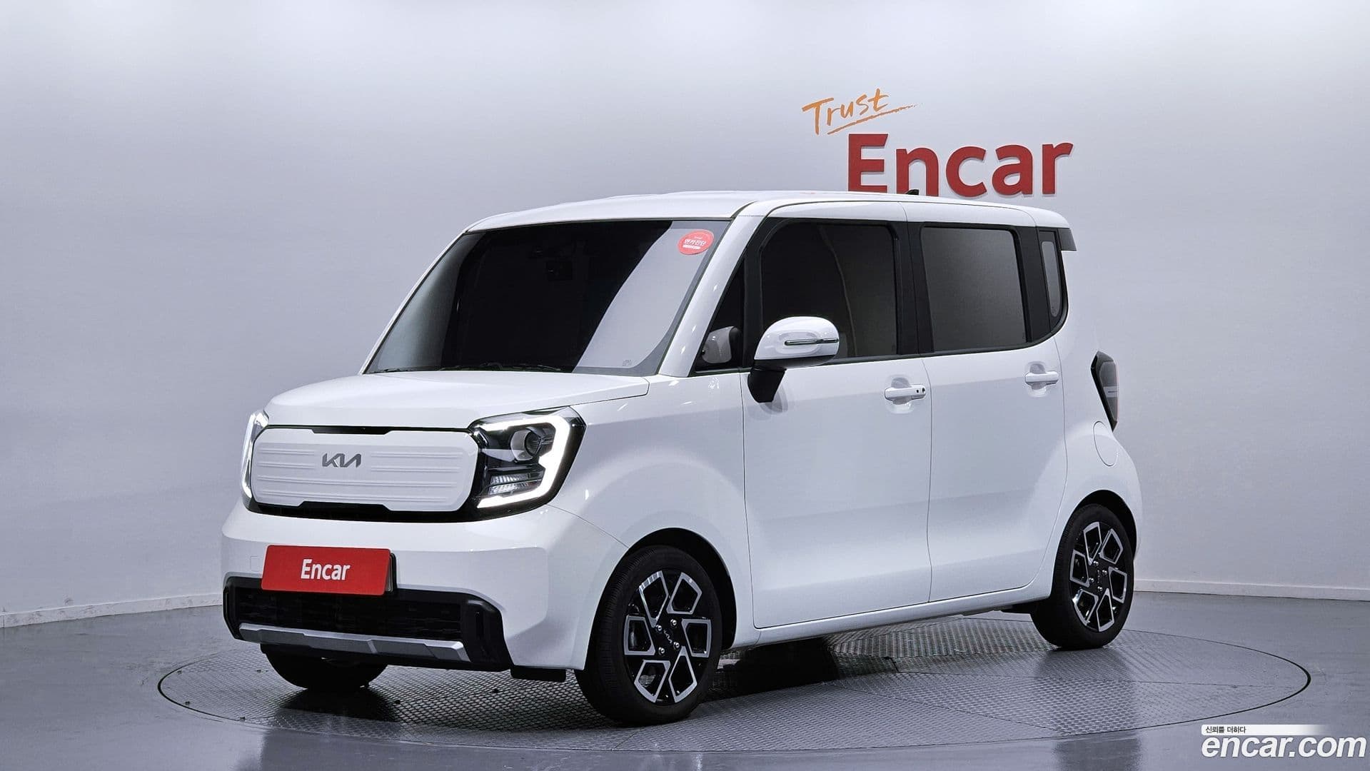 Main__Slider__Photo:RAY Kia 2024.6-0