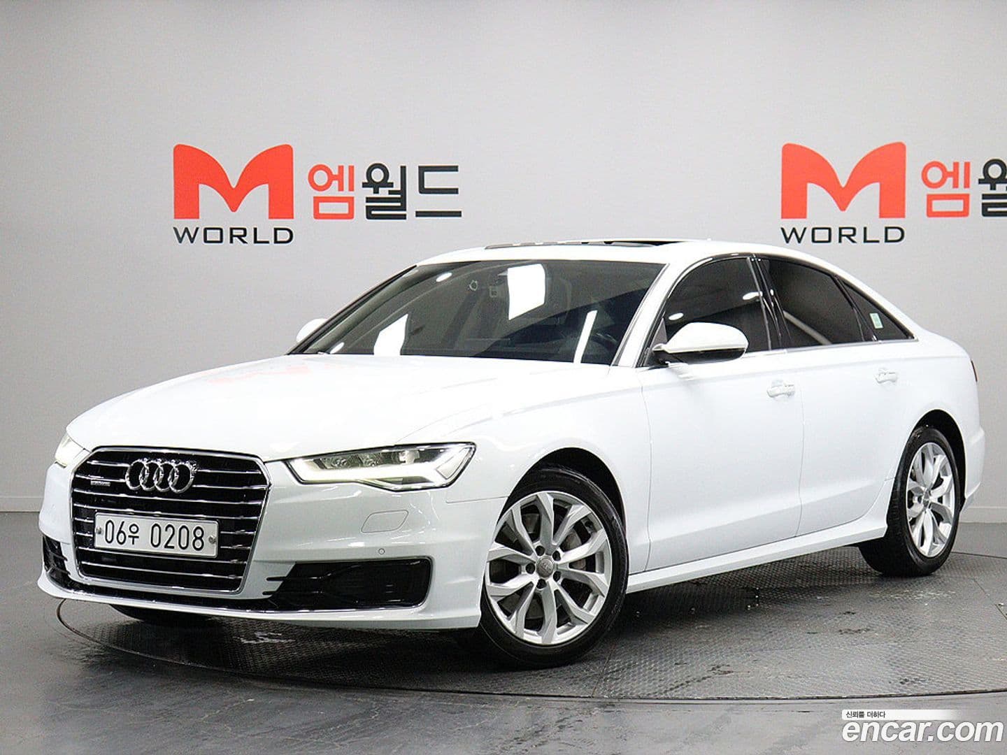 Main__Slider__Photo:A6 Audi 2015.10-0