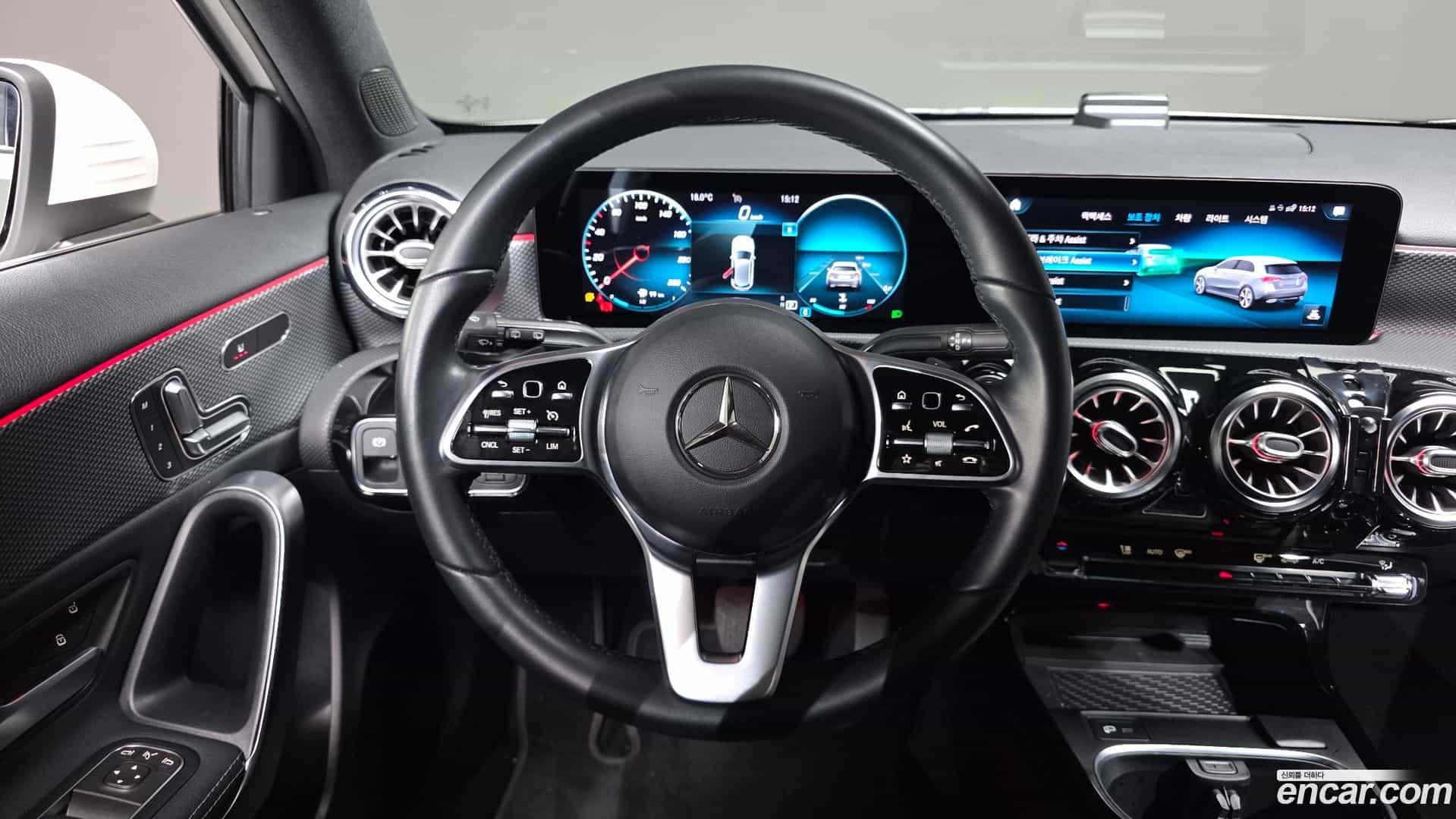A-Class Mercedes-Benz 2021.4-OPTION-018
