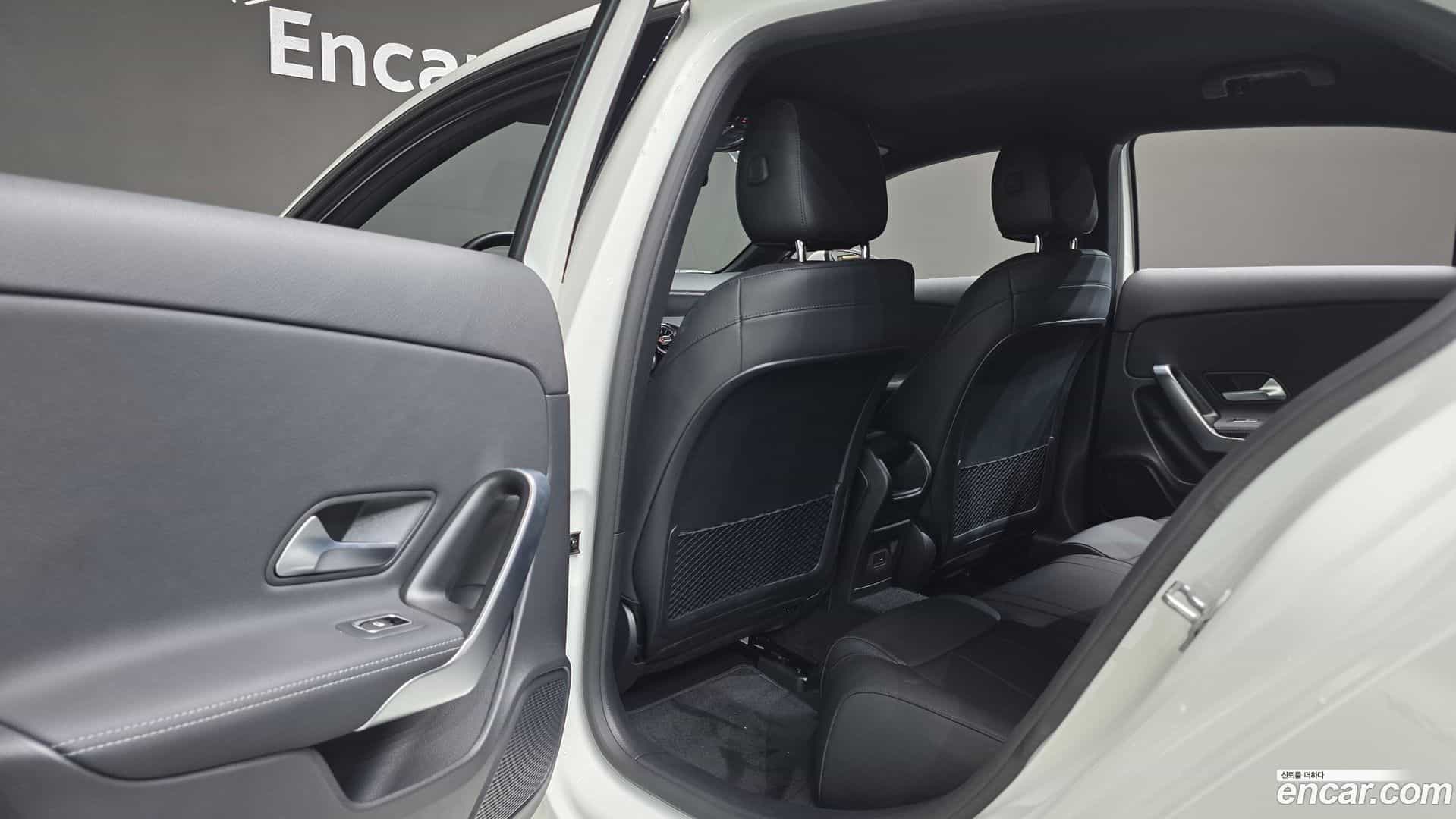 A-Class Mercedes-Benz 2021.4-OPTION-022