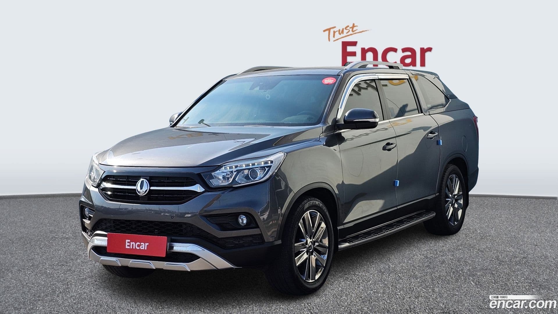 Main__Slider__Photo:Rexton KG Mobility 2019.6-0
