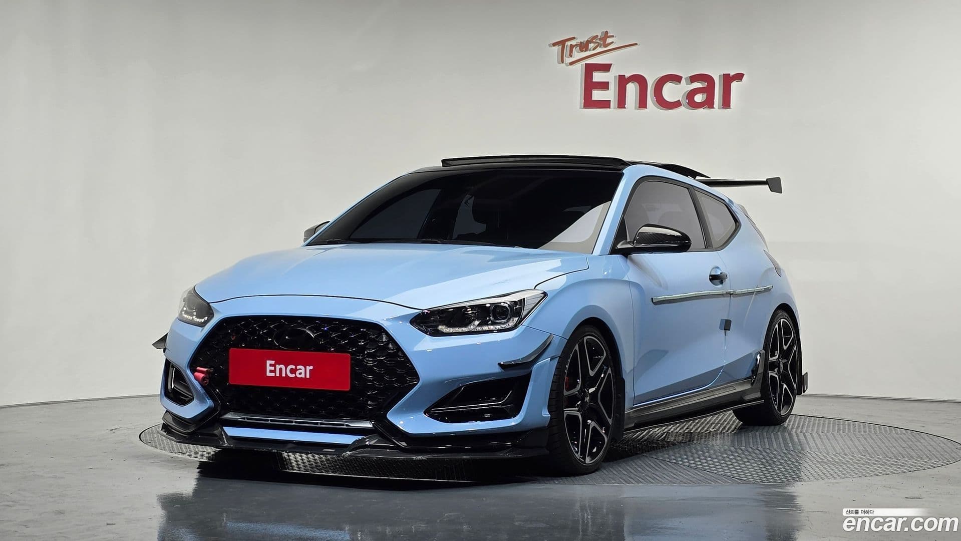 Main__Slider__Photo:Veloster Hyundai 2021.11-0