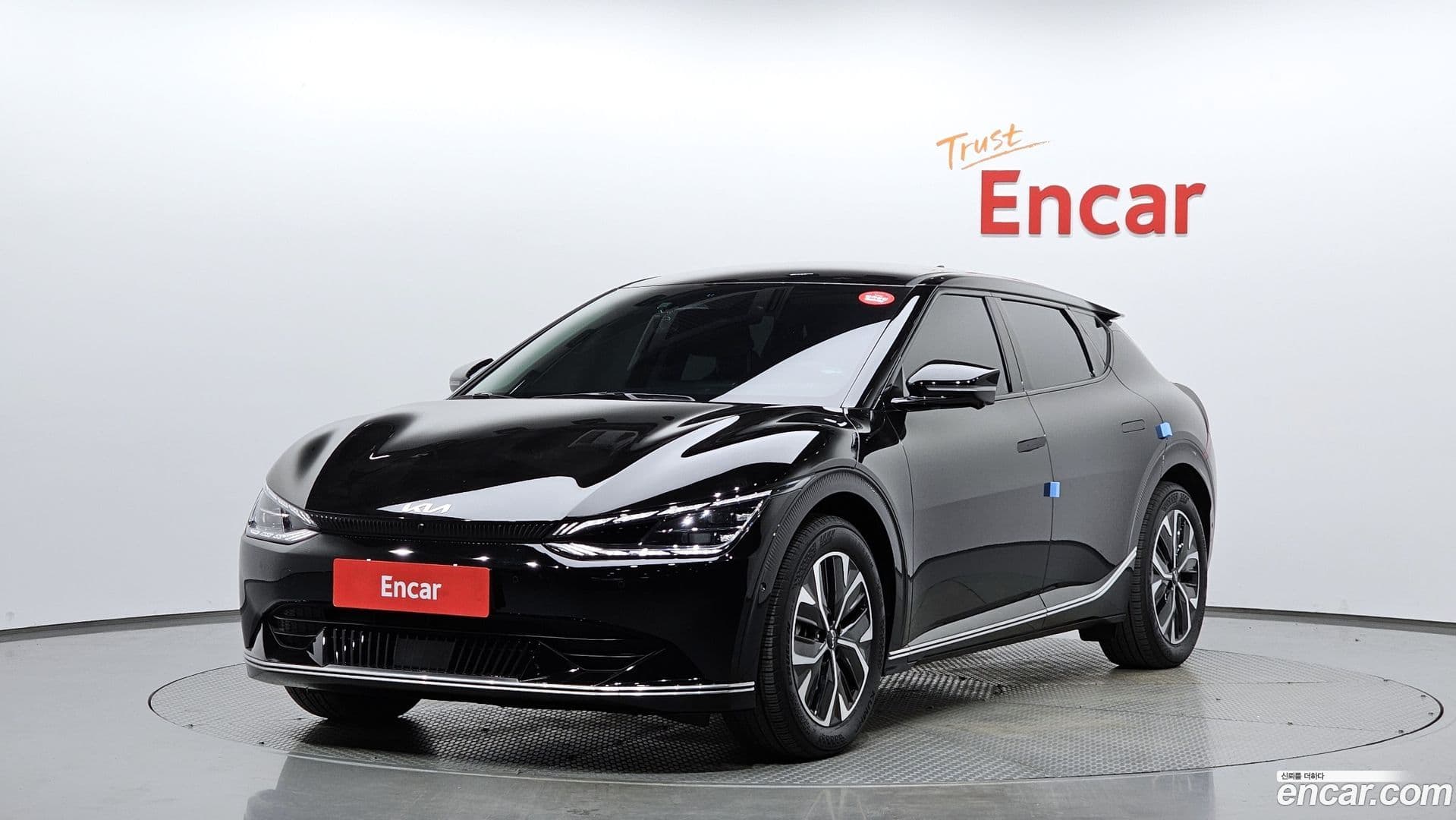 Main__Slider__Photo:EV6 Kia 2022.9-0