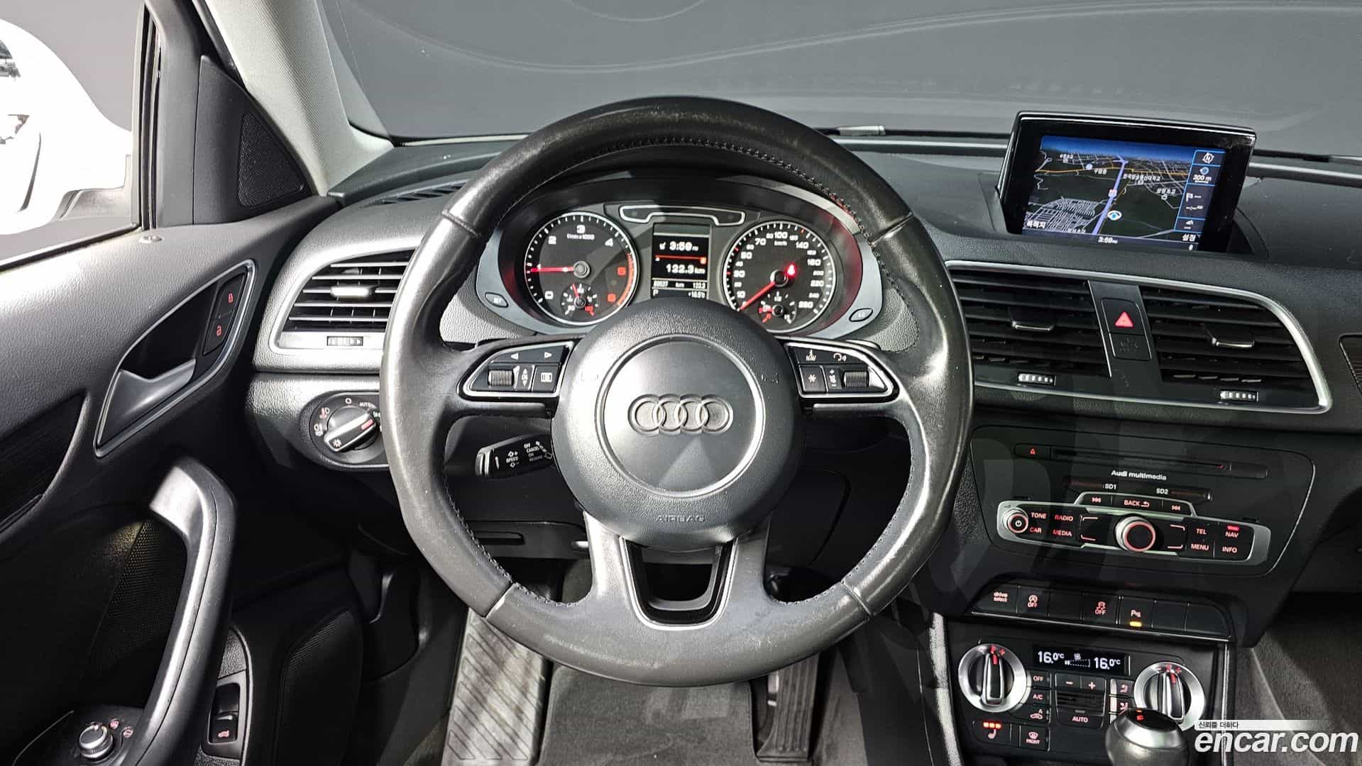 Q3 Audi 2015.1-OPTION-018