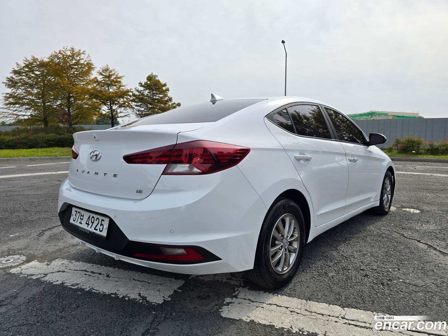 Main__Slider__Photo:AVANTE Hyundai 2019.3-0