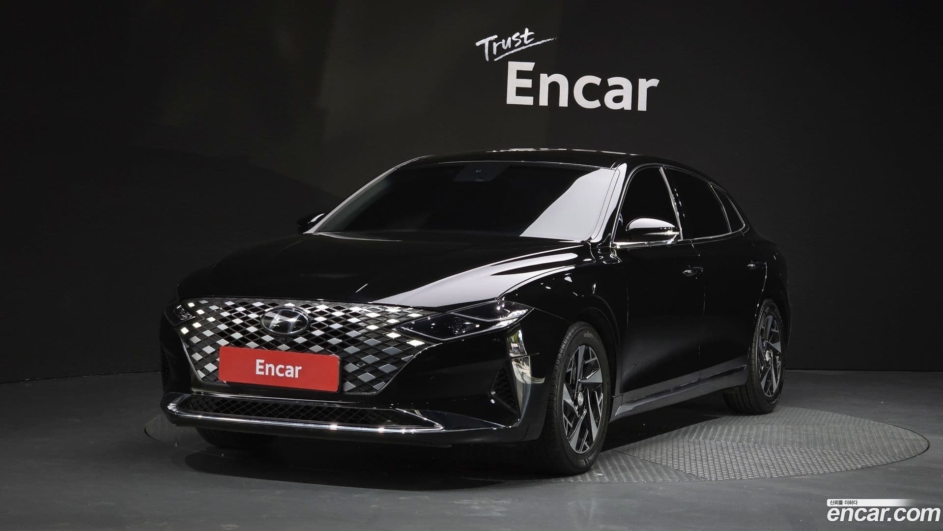 Main__Slider__Photo:Grandeur Hyundai 2021.0-0