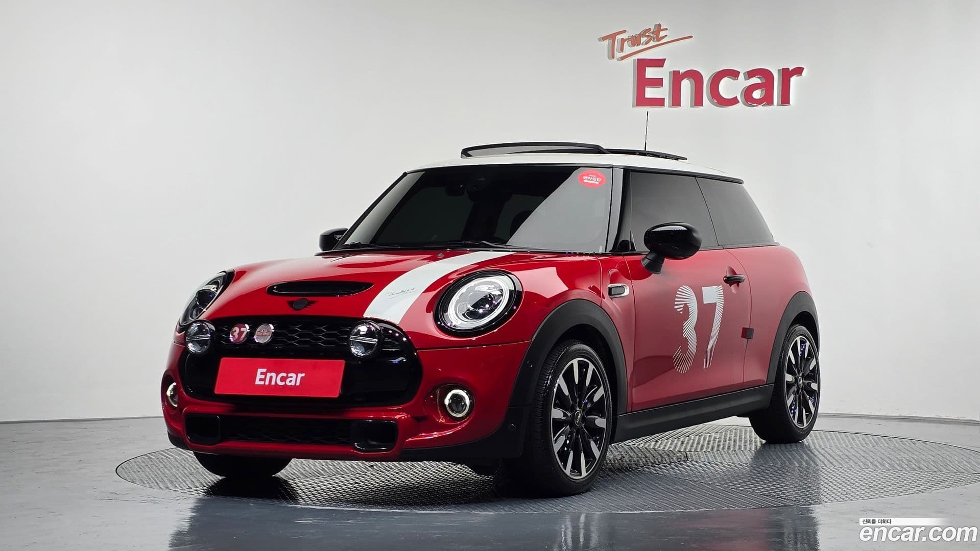 Main__Slider__Photo:Cooper Mini 2021.2-0