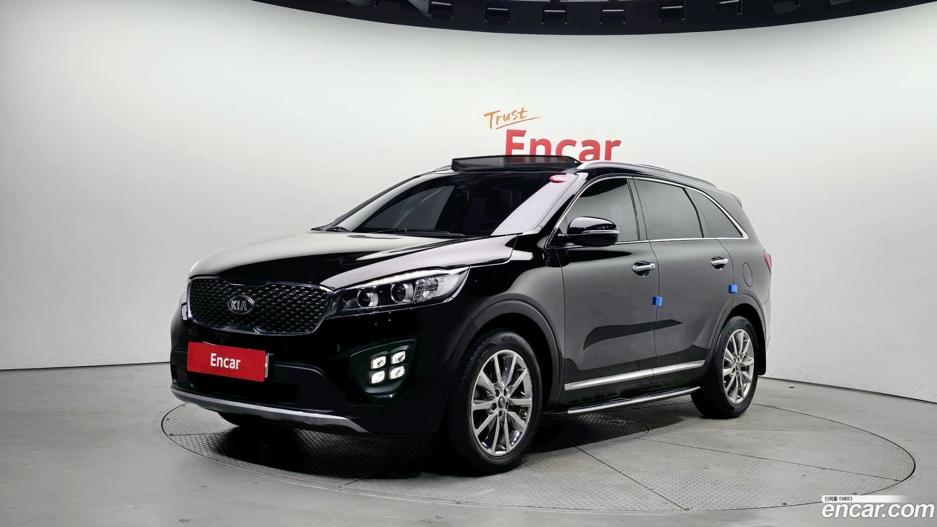 Main__Slider__Photo:Sorento Kia 2015.9-0