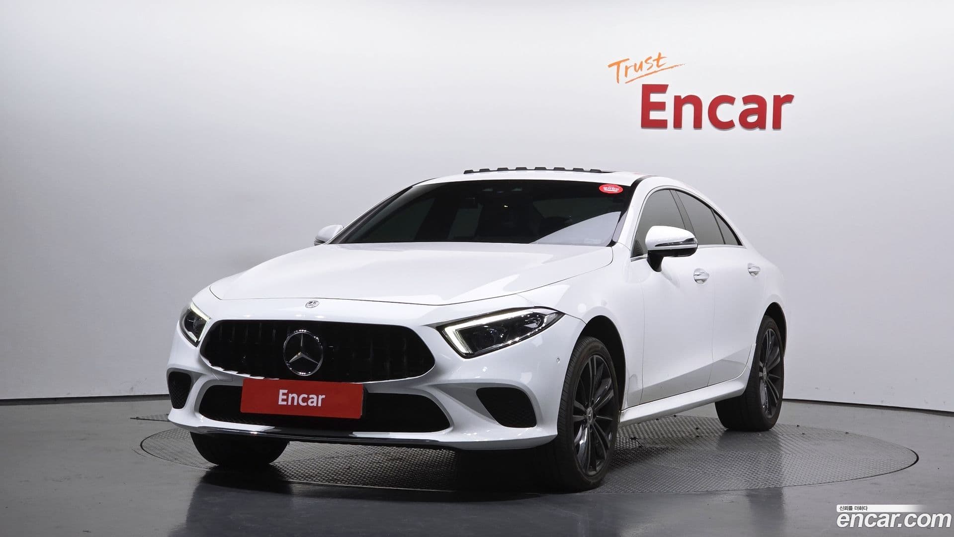 Main__Slider__Photo:CLS-Class Mercedes-Benz 2019.1-0