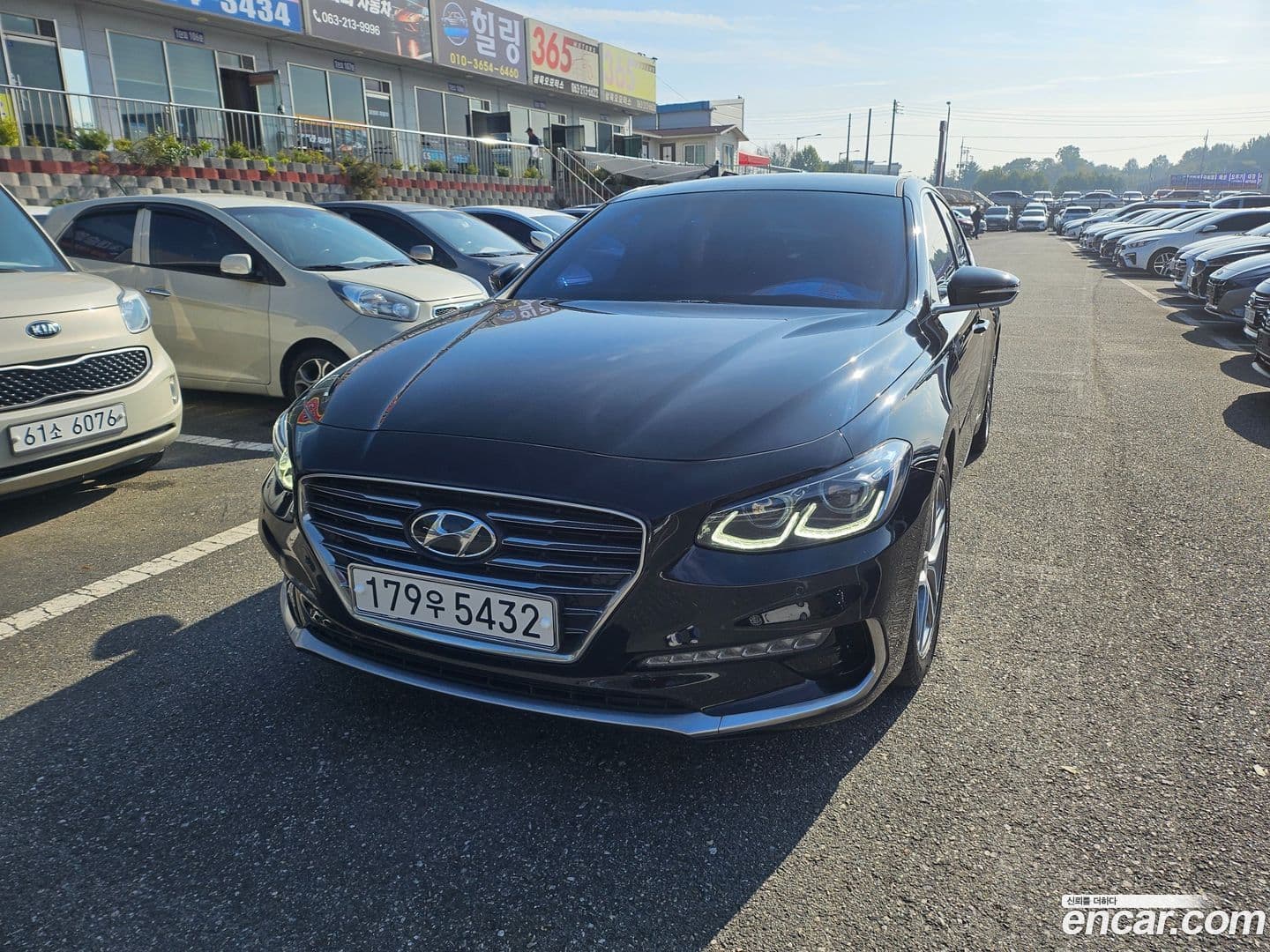 Main__Slider__Photo:Grandeur Hyundai 2018.2-0