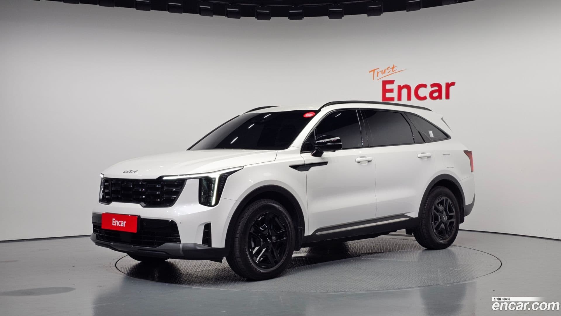 Main__Slider__Photo:Sorento Kia 2023.9-0
