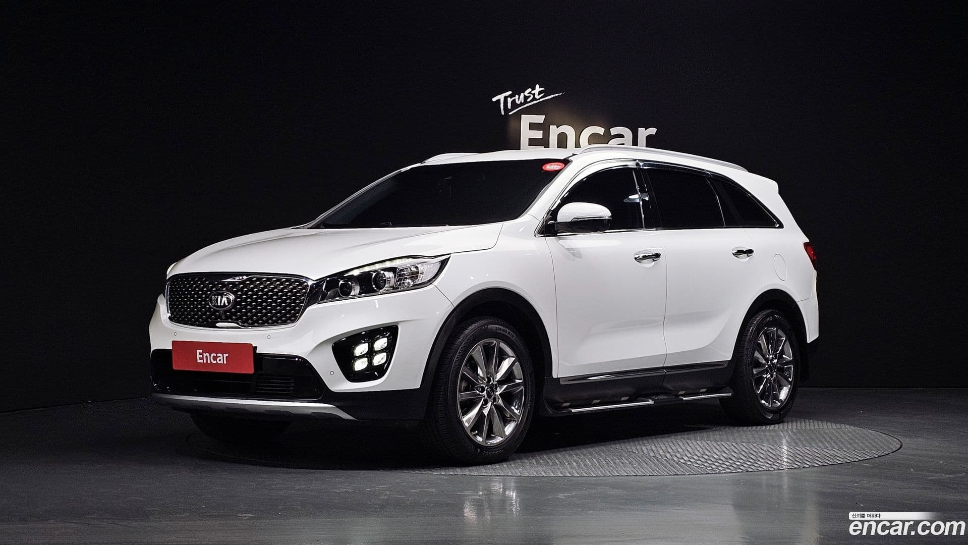 Main__Slider__Photo:Sorento Kia 2015.10-0