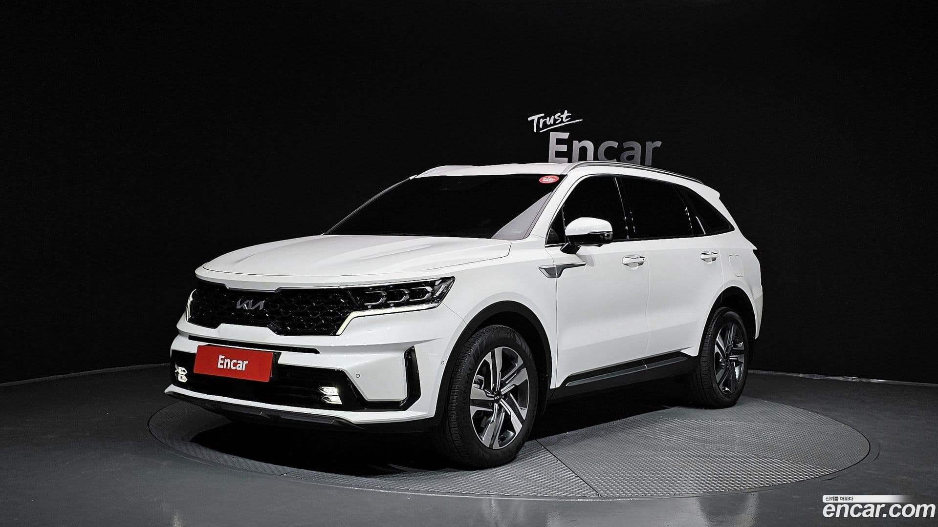 Main__Slider__Photo:Sorento Kia 2022.4-0