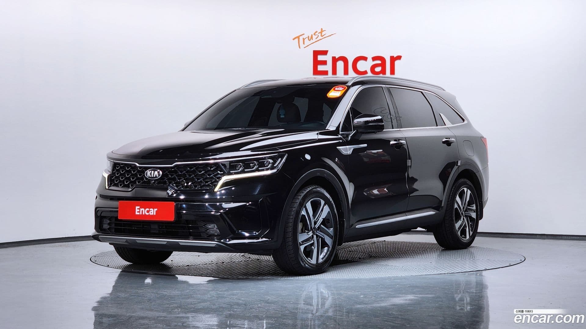 Main__Slider__Photo:Sorento Kia 2020.10-0