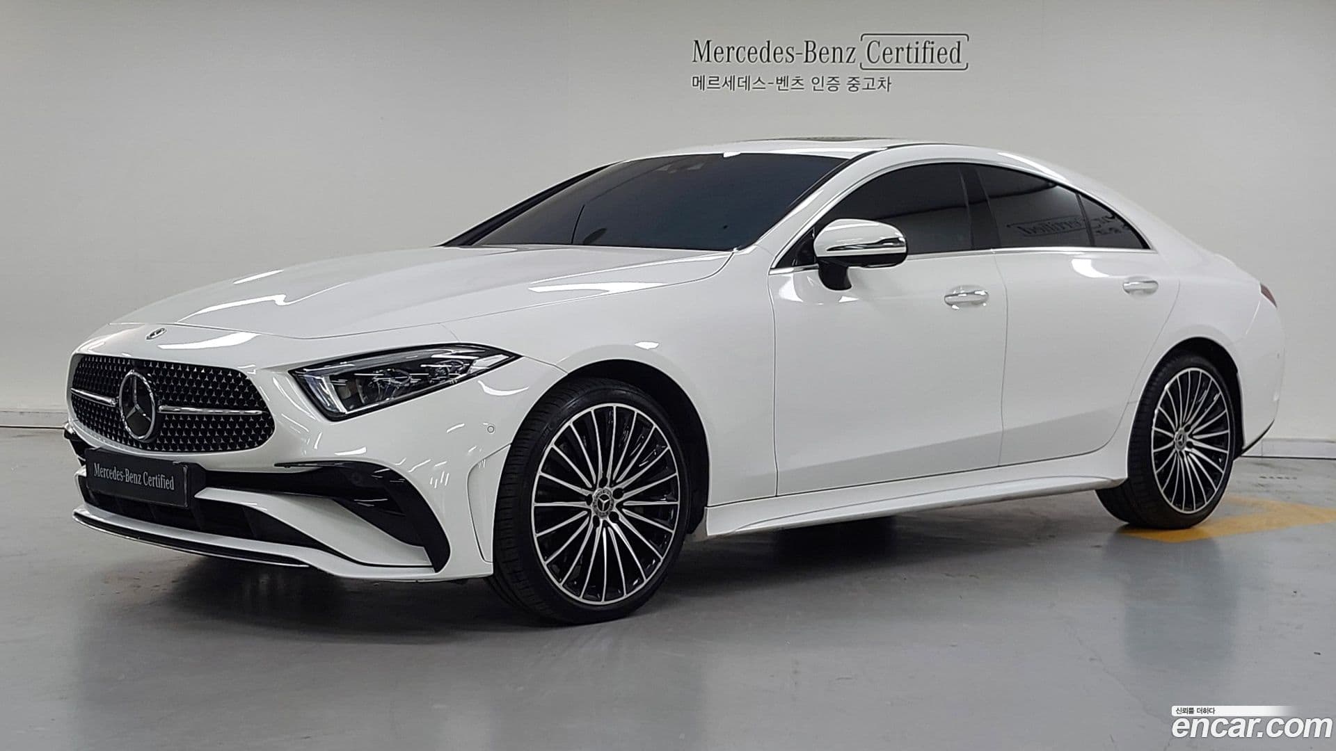 Main__Slider__Photo:CLS-Class Mercedes-Benz 2022.9-0