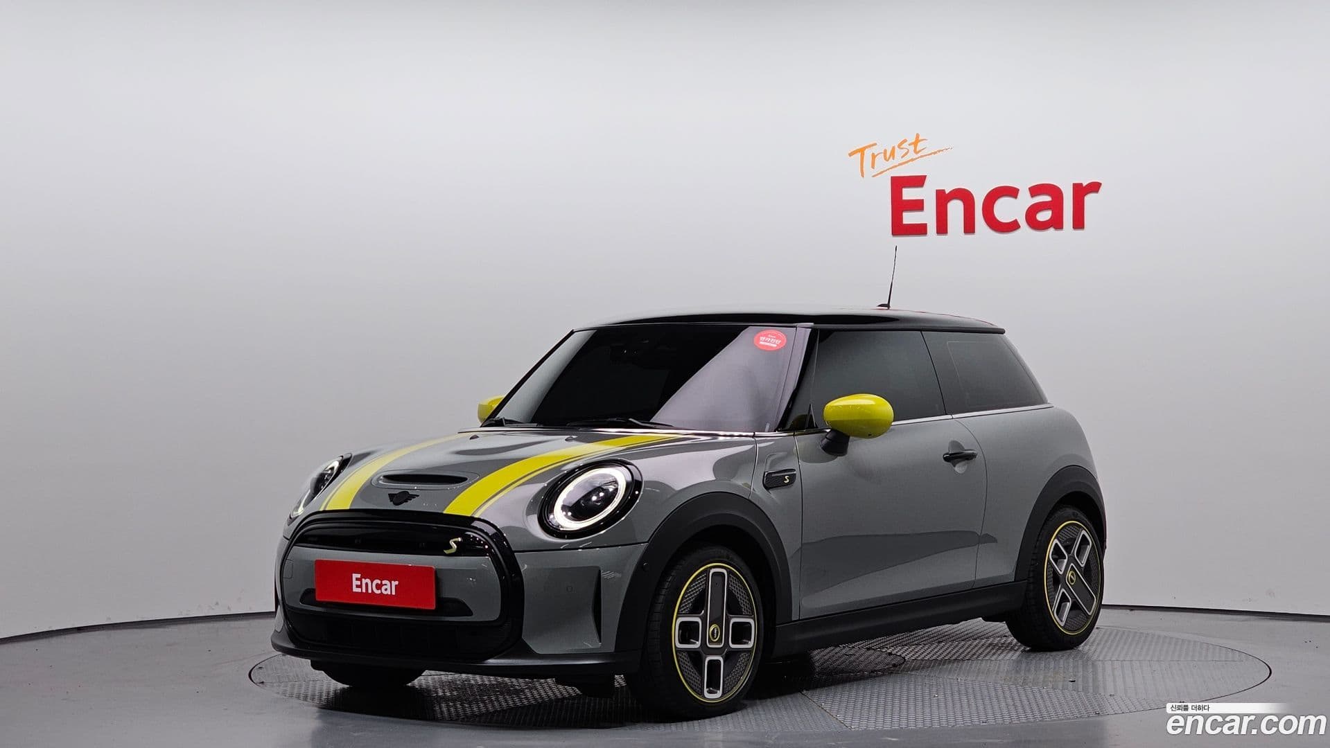 Main__Slider__Photo:Cooper Mini 2022.2-0
