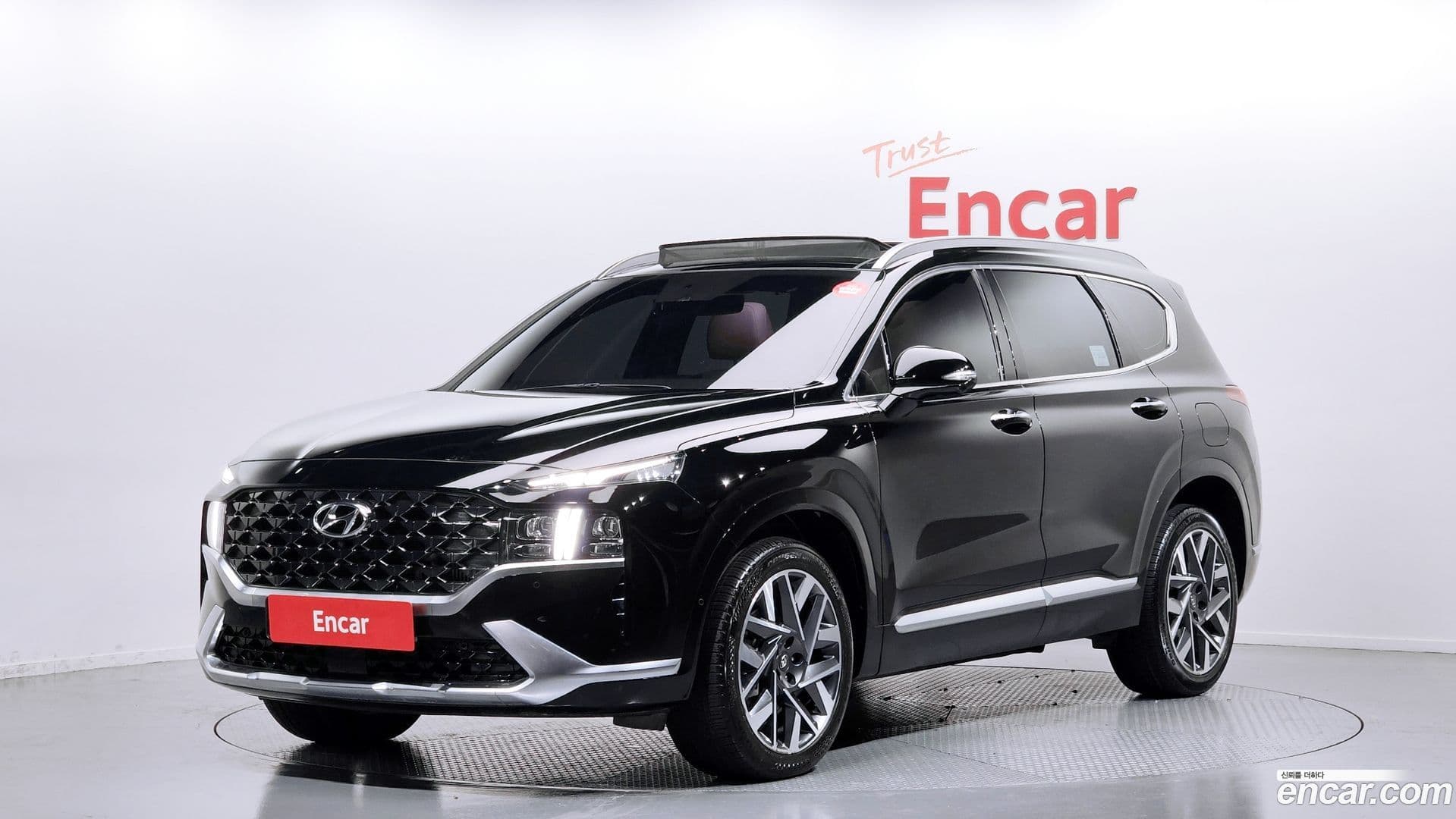 Main__Slider__Photo:Santafe Hyundai 2021.2-0