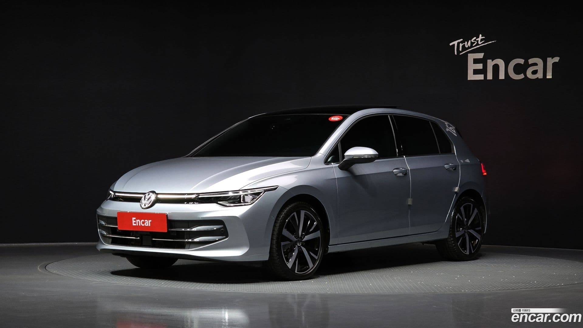 Main__Slider__Photo:Golf Volkswagen 2025.5-0