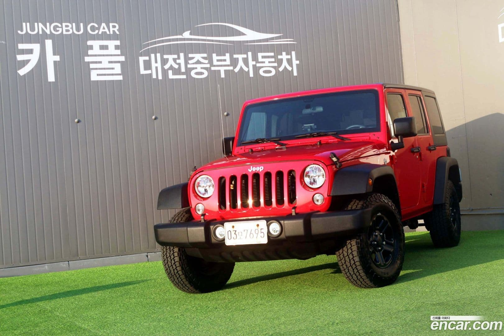 Main__Slider__Photo:Wrangler Jeep 2016.11-0
