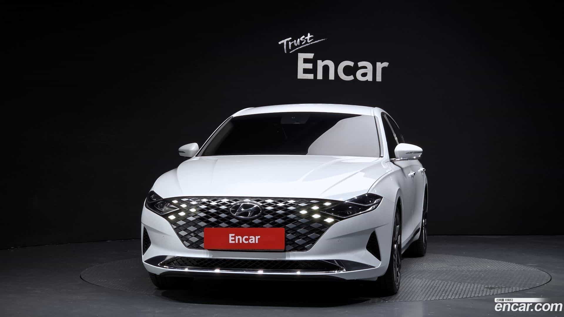 Grandeur Hyundai 2020.0-OUTER-003