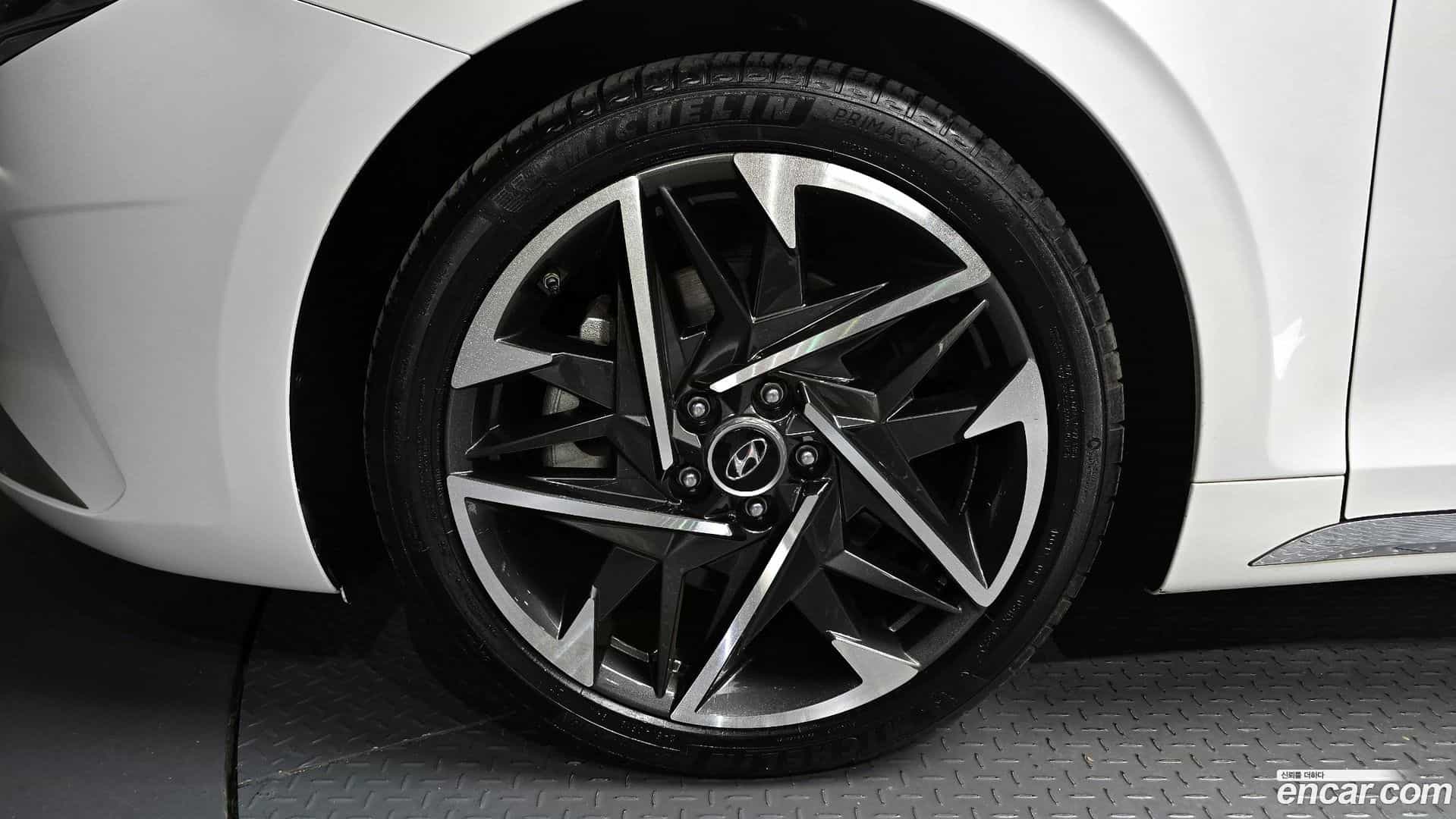 Grandeur Hyundai 2020.0-OUTER-005