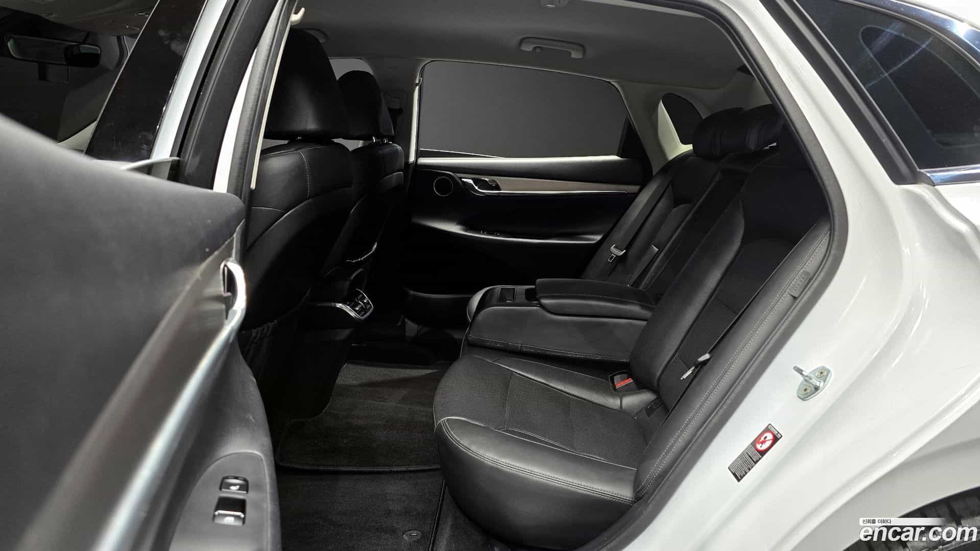 Grandeur Hyundai 2020.0-OPTION-016