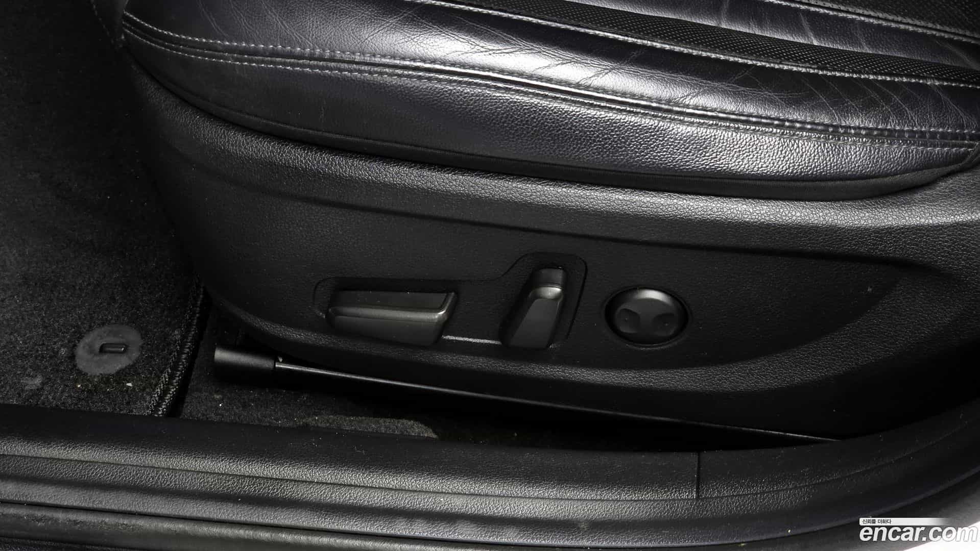 Grandeur Hyundai 2020.0-OPTION-023