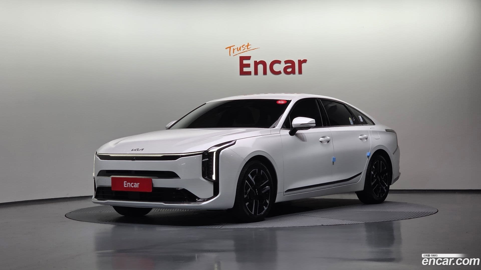 Main__Slider__Photo:K8 Kia 2024.8-0