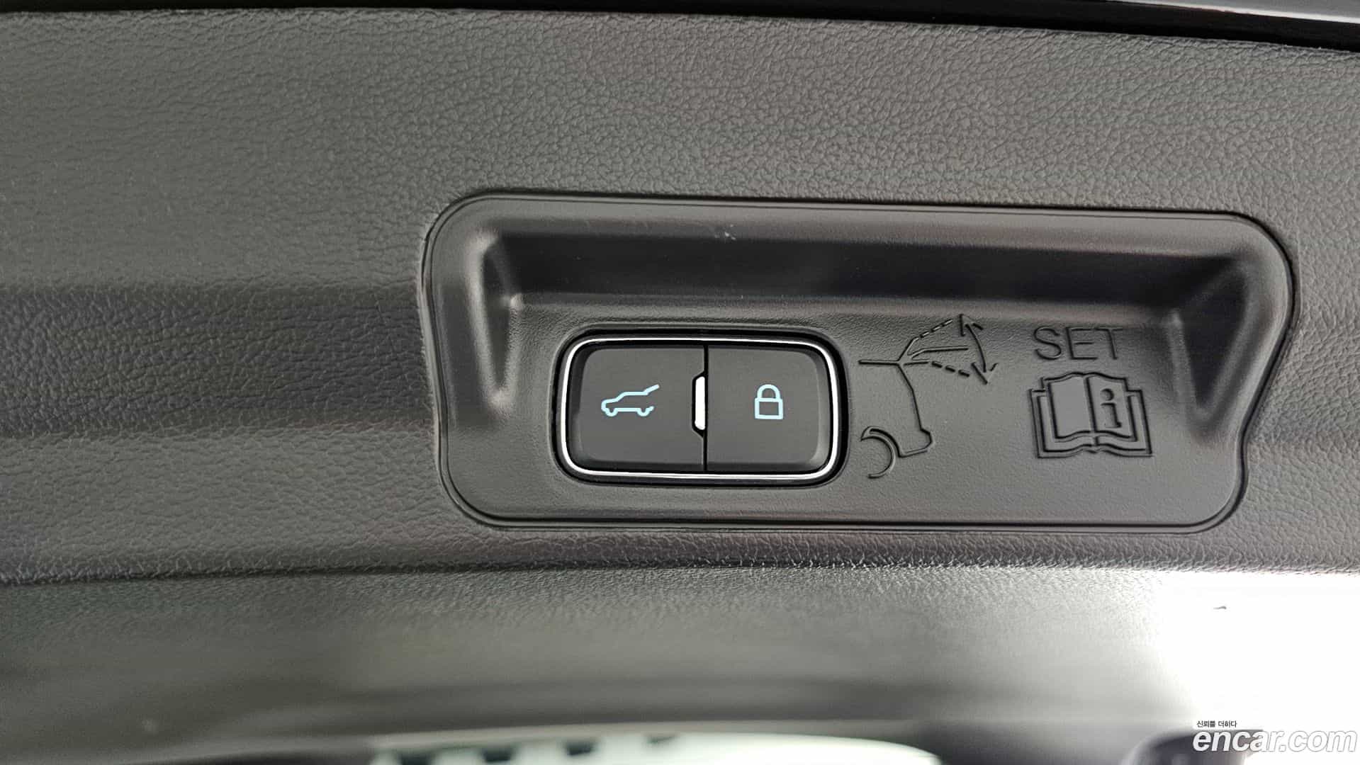Explorer Ford 2021.11-OPTION-022