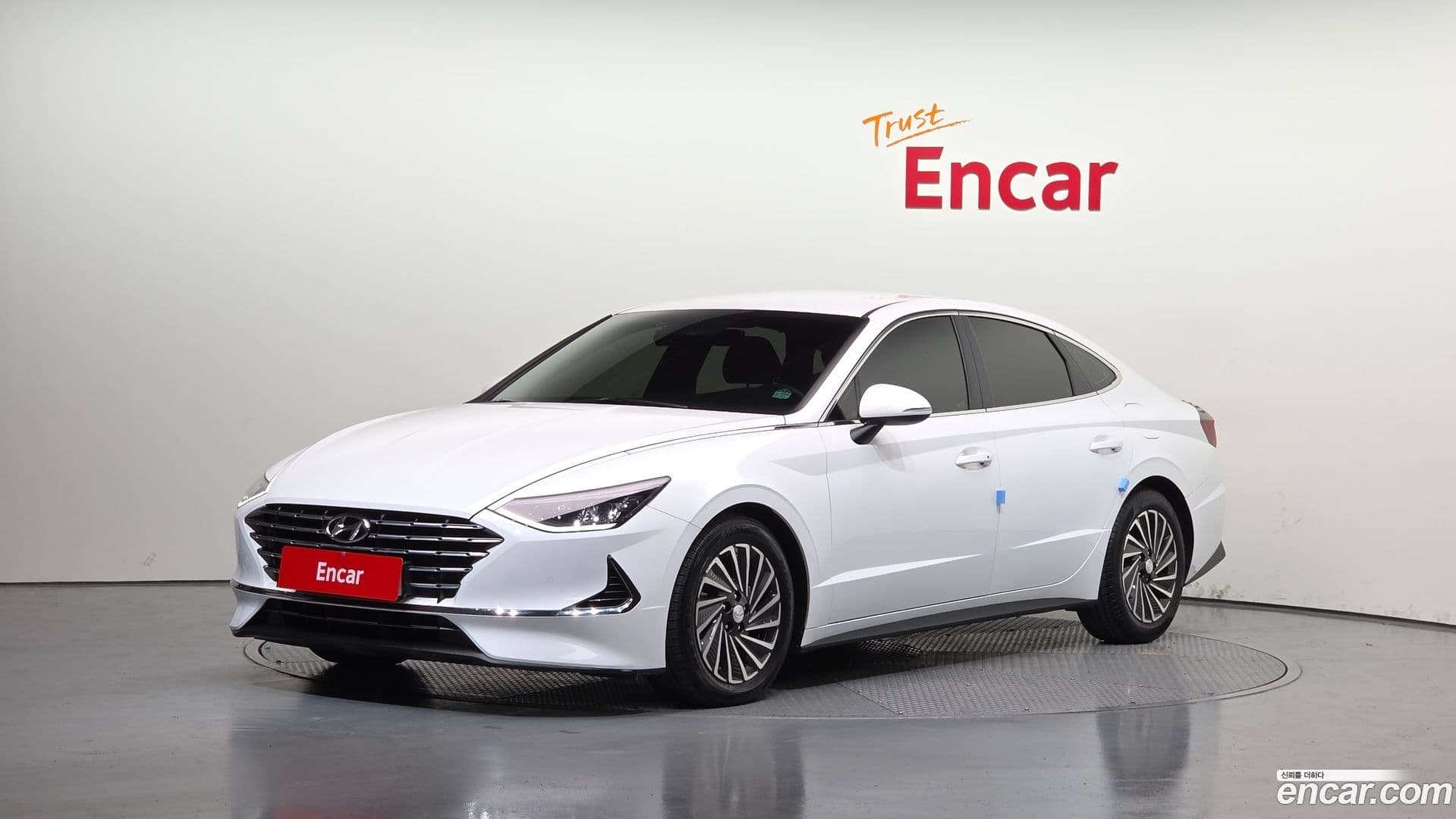Main__Slider__Photo:Sonata Hyundai 2021.5-0