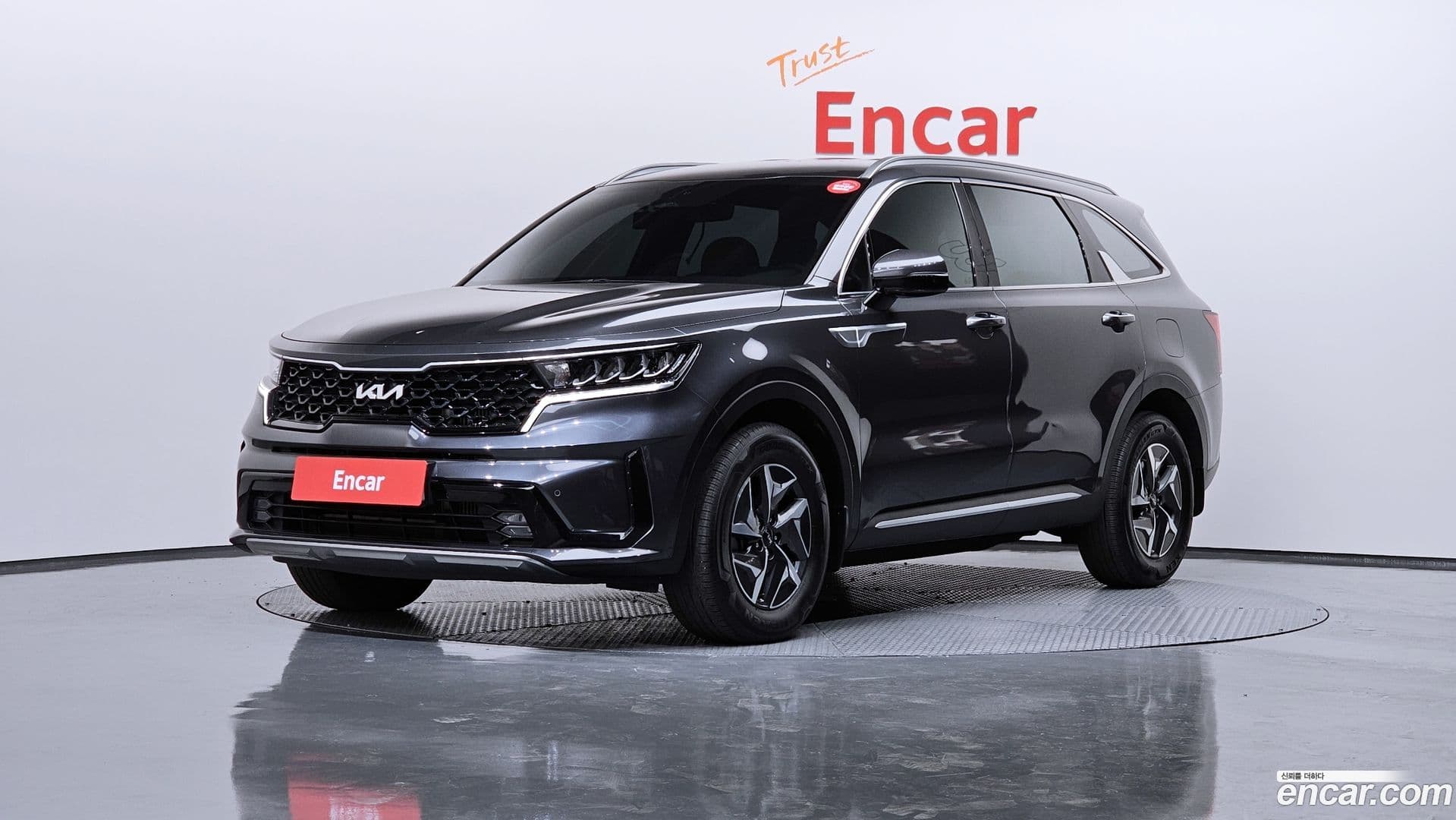 Main__Slider__Photo:Sorento Kia 2022.5-0