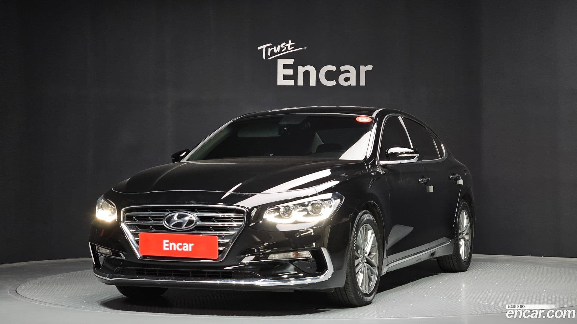 Main__Slider__Photo:Grandeur Hyundai 2016.11-0