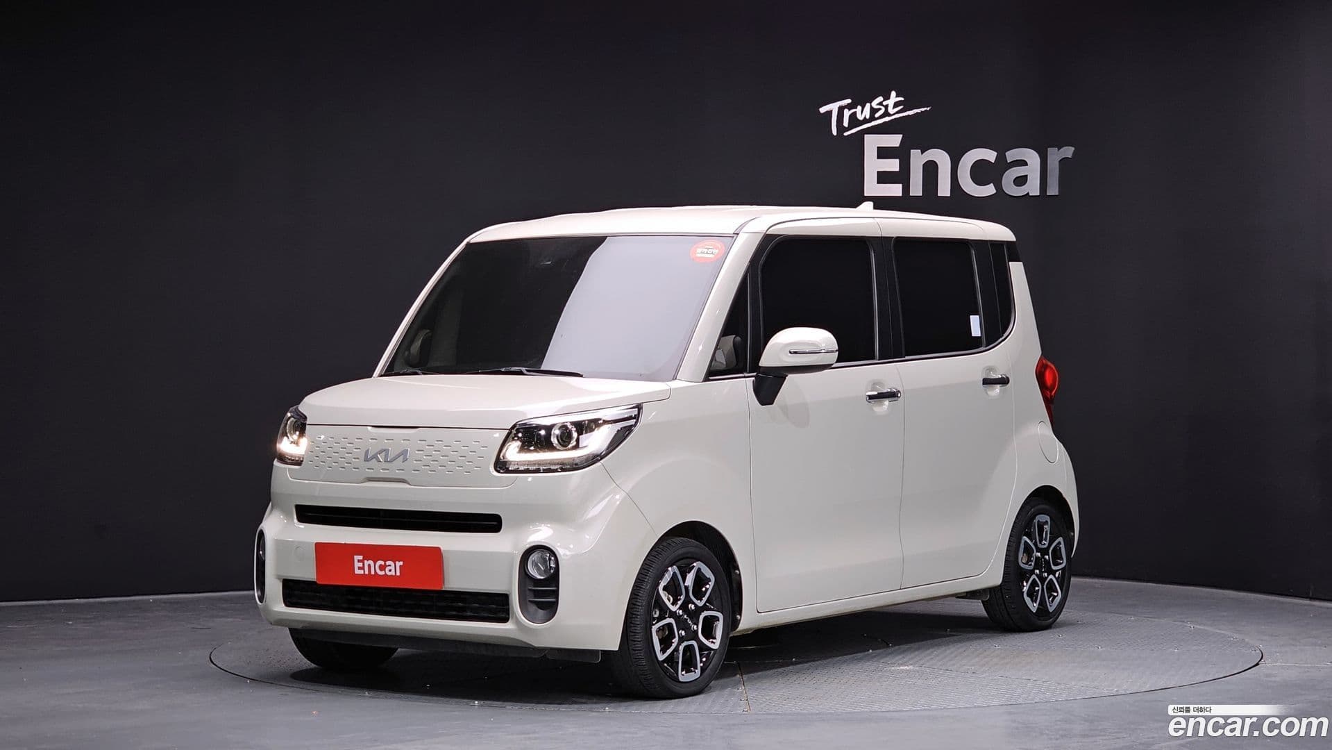 Main__Slider__Photo:RAY Kia 2022.6-0