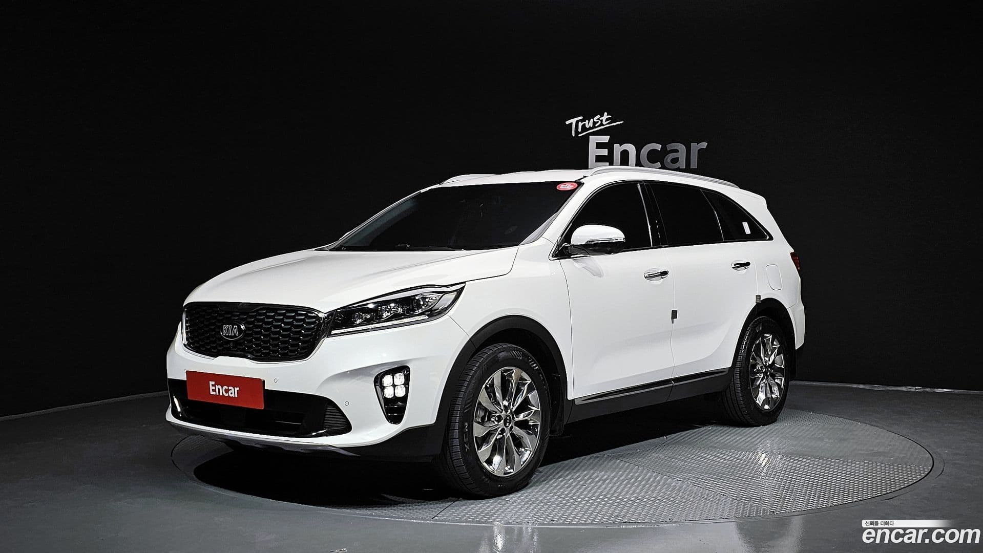 Main__Slider__Photo:Sorento Kia 2019.0-0