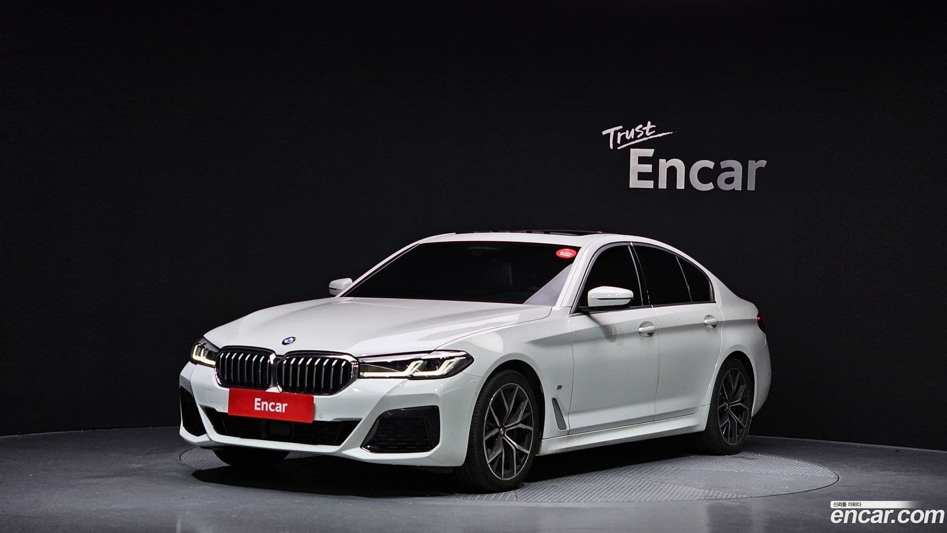 Main__Slider__Photo:5-Series BMW 2020.11-0