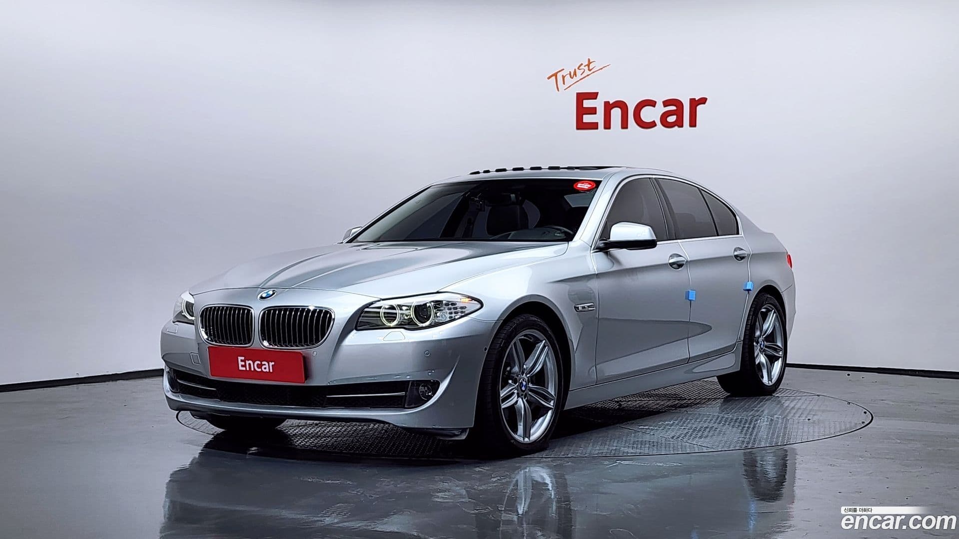 Main__Slider__Photo:5-Series BMW 2013.1-0