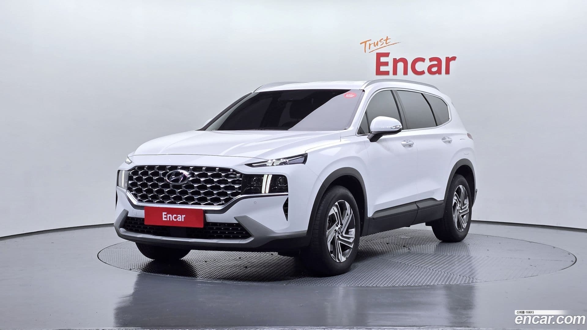 Main__Slider__Photo:Santafe Hyundai 2020.9-0