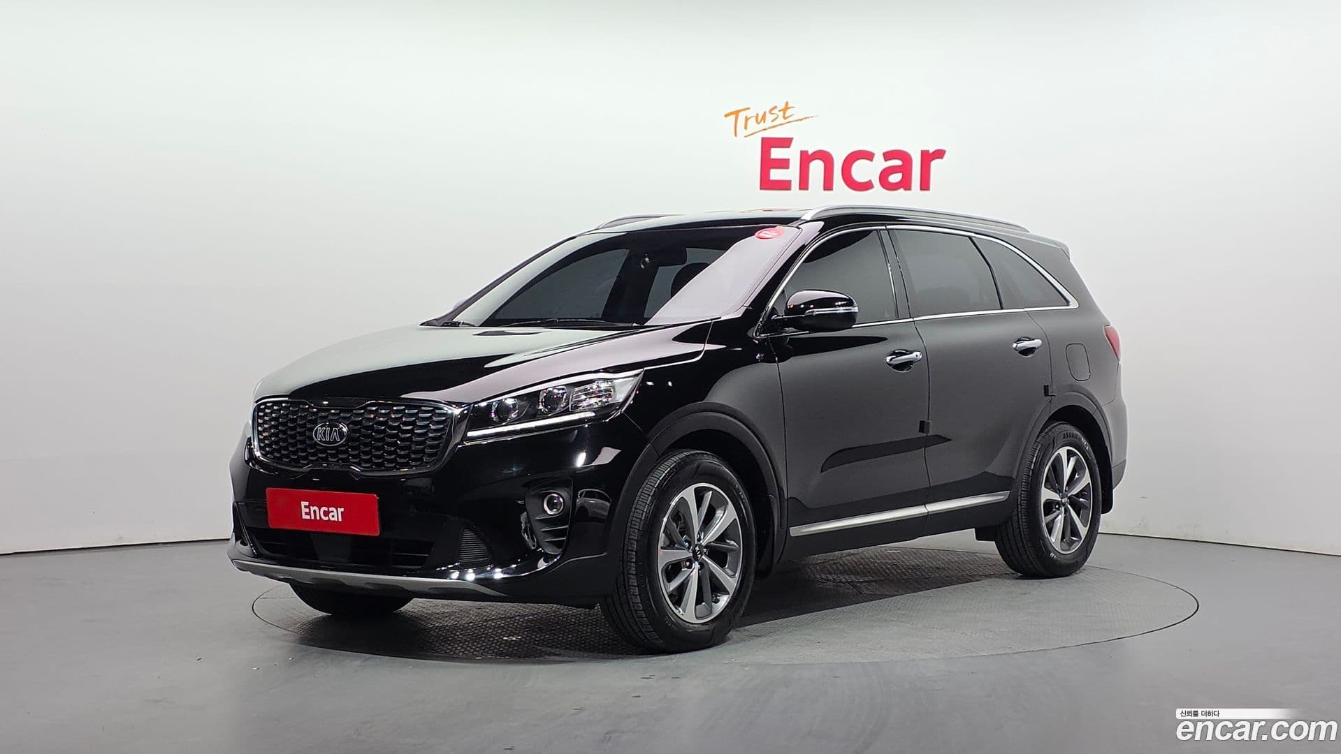 Main__Slider__Photo:Sorento Kia 2018.10-0